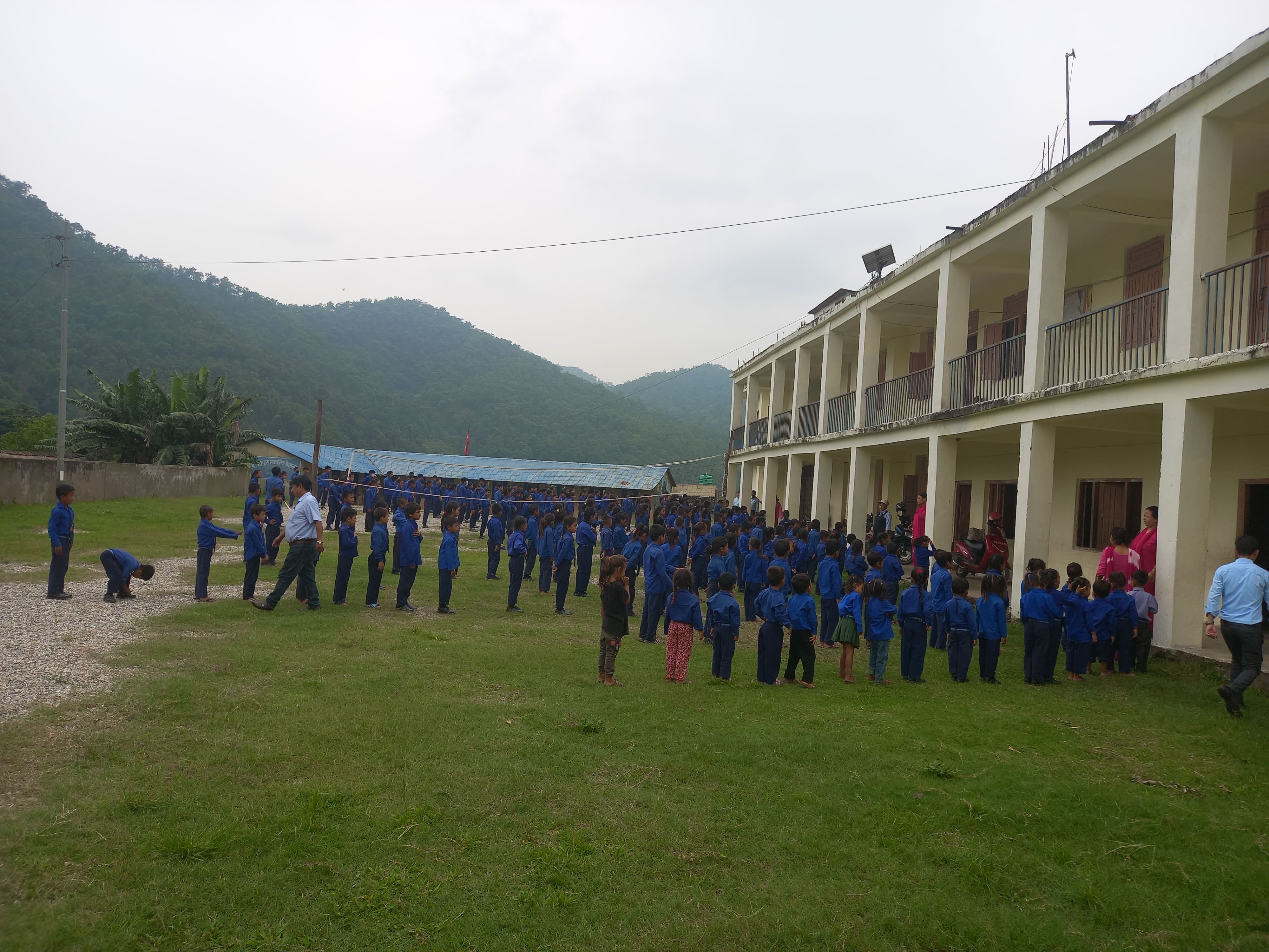  हाम्रो बारेमा